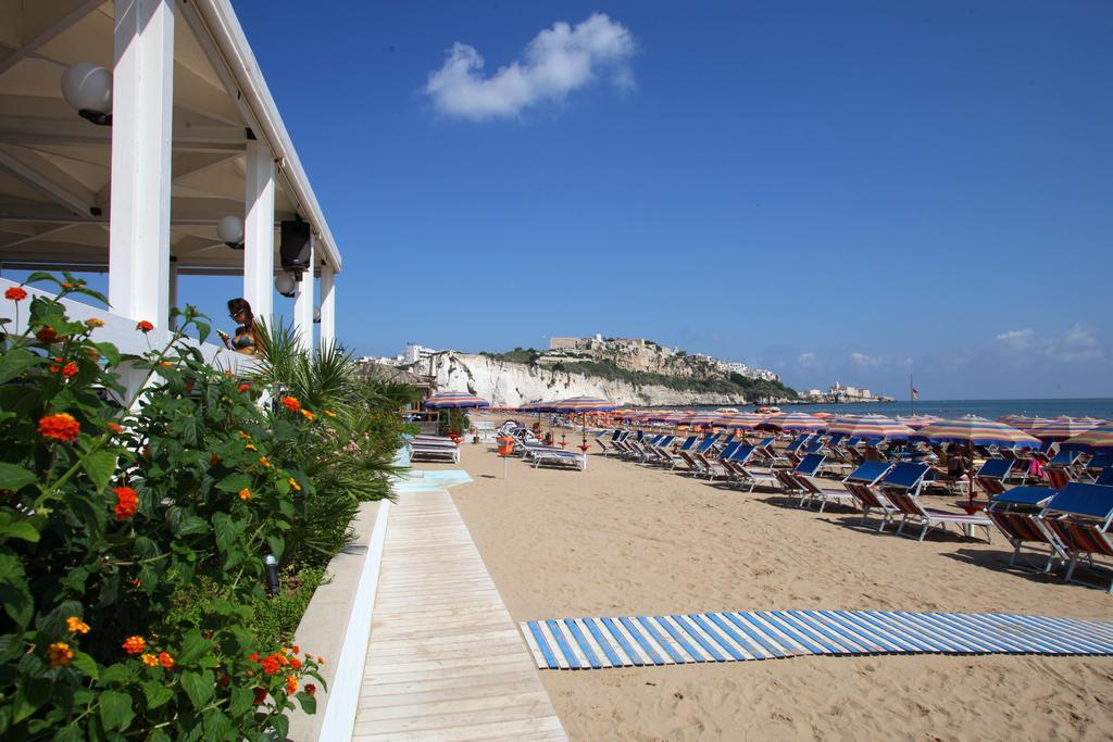 Bikini Hotel Vieste Buitenkant foto