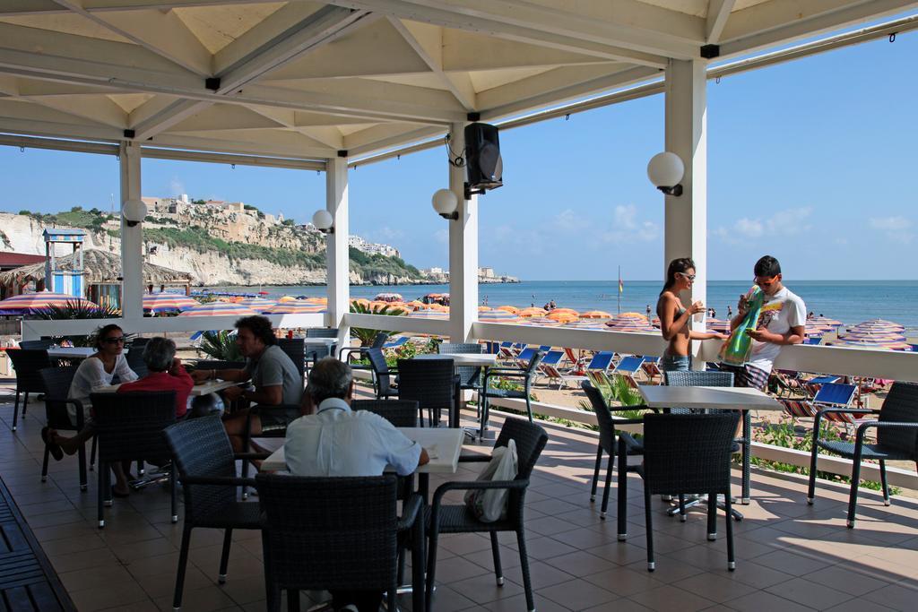 Bikini Hotel Vieste Buitenkant foto