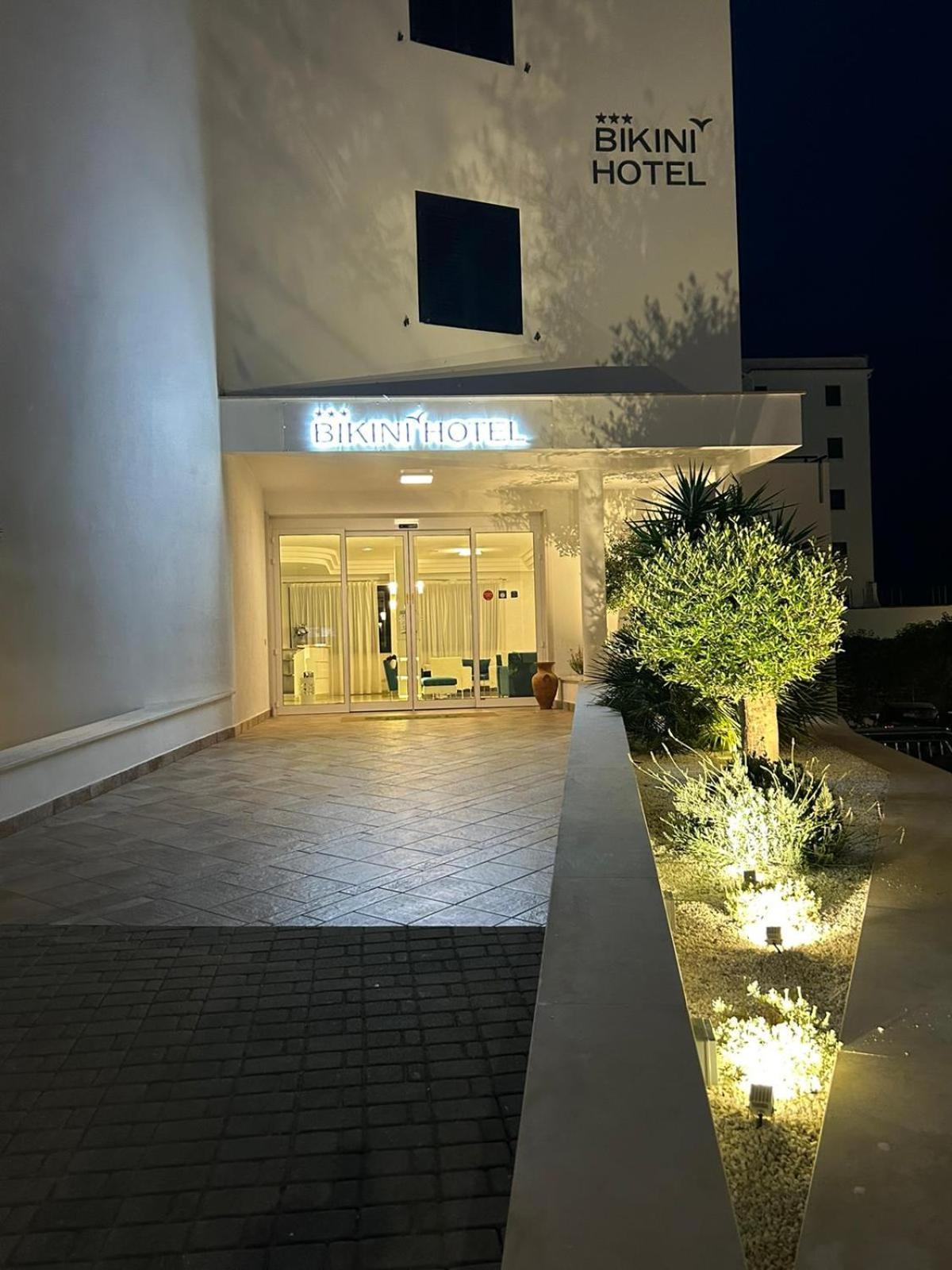 Bikini Hotel Vieste Buitenkant foto